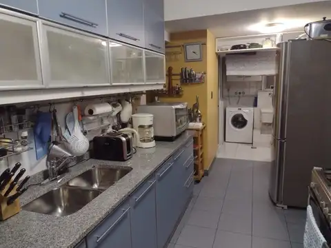 Departamento 4 ambientes con 2 baños