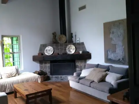 Casa 5 ambientes con 5 baños