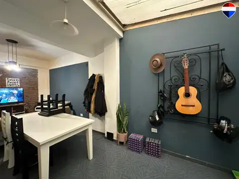 Casa 6 ambientes con 2 baños