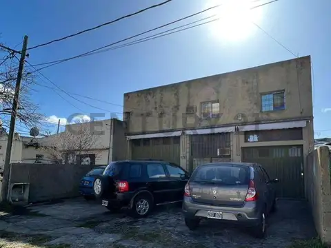 5 entre 519 y 520 1200, Piso 0