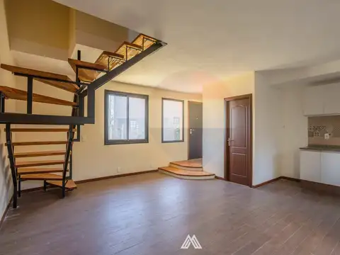 Casa 5 ambientes con 1 baño