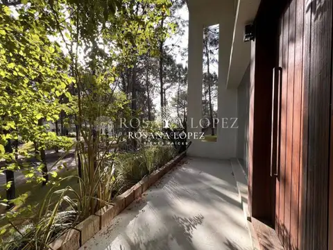 Casa en Venta en Pinamar, USD 490.000