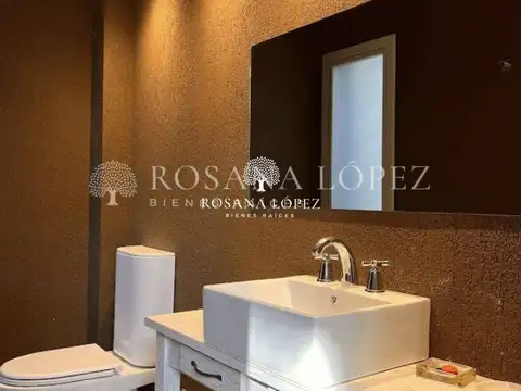 Casa en Venta al Oeste