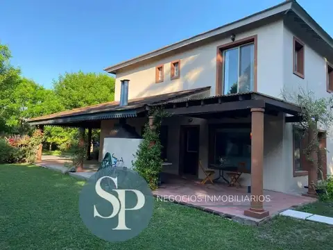 Casa en Alquiler de 4 dormitorios