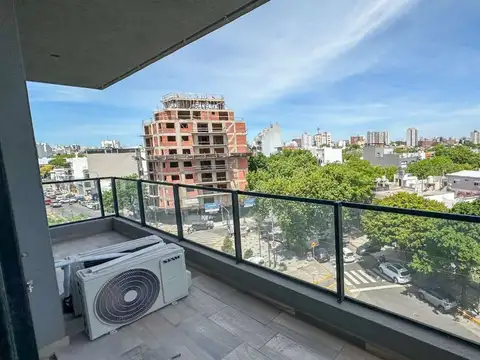 VENTA MONOAMBIENTE BALCON A ESTRENAR - COGHLAN