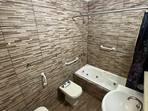 Depto Tipo Casa en Venta 45 años
