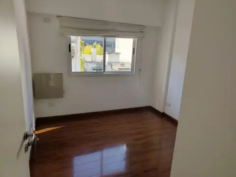 Departamento en Alquiler en Caballito Sur, $ 720.000