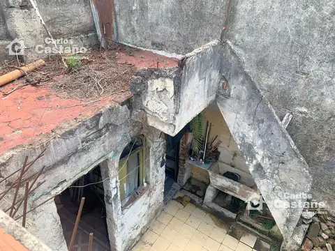 Casa en lote propio, zona R2 Ideal Dúplex o Refacción.