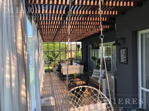 Casa en Venta al Este
