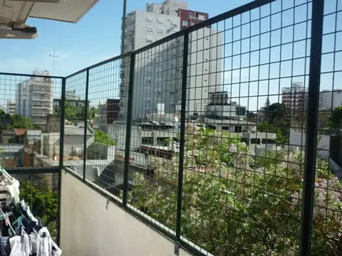 Departamento en Alquiler en Floresta, $ 900.000