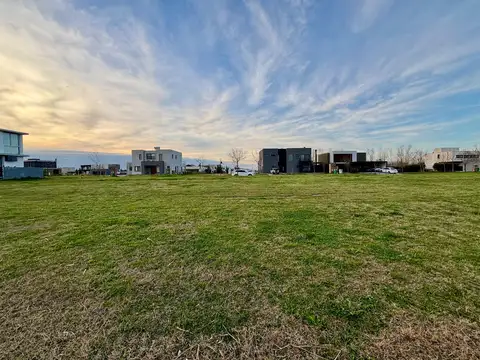 Terreno en Venta en Belén de Escobar, USD 105.000