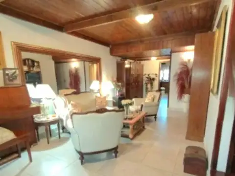 Casa en Venta de 5 dormitorios