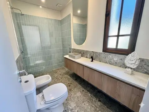 Casa en Venta en Nuestra Señora De Lourdes, USD 420.000