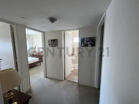 51 entre 3 y 4 400, Piso 16