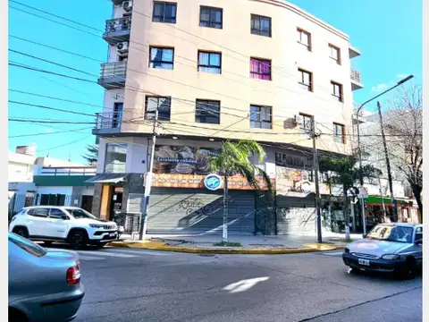 DEPARTAMENTO en ALQUILER en Ramos Mejia