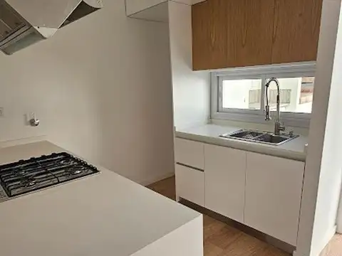 Depto Tipo Casa en Venta en Castelar Norte, USD 155.000