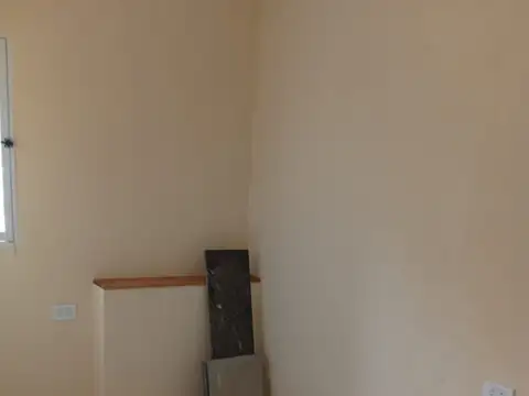 Casa en Alquiler con 1 cochera