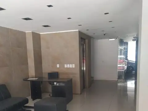 Mendoza 4800, Piso 8