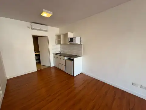 HERMOSO Y AMPLIO ESTUDIO EN EL CORAZON DE CAÑITAS ( con o sin muebles)