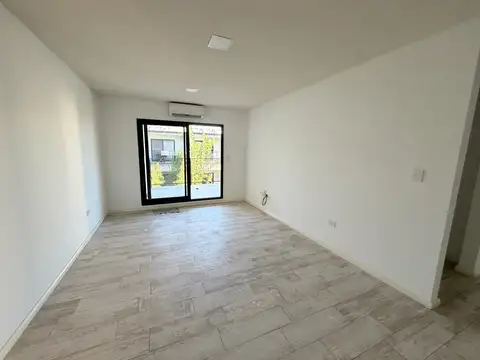 Departamento en Alquiler en La cañada de Pilar, USD 750
