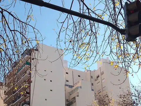 Avenida Independencia 2200