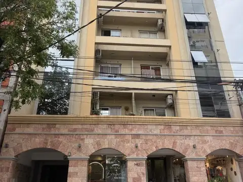 Balcarce 1400 Dpto de 2 Dor con balcon - Excelente