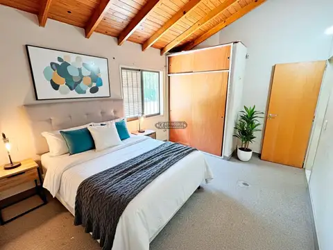 Casa 3 ambientes con 2 baños