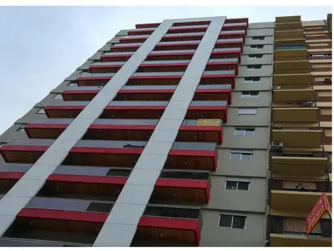 2 amb. en Qta. Galli c/balcón al frente. COCHERA OPCIONAL