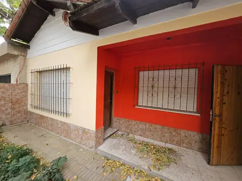 CASA EN VENTA NEUQUEN AREA CENTRO