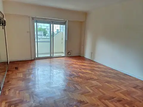 Avenida Directorio 600, Piso 2