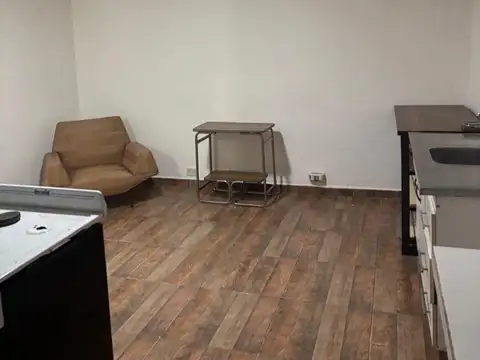 Casa en Alquiler con 1 cochera