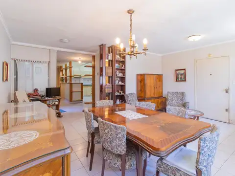 Depto Tipo Casa en Venta de 4 ambientes