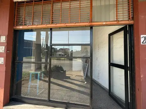 Local - Alquiler - Argentina, Quilmes - MOSCONI, AV. 2400