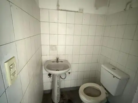 Local en Alquiler en Quilmes Oeste, $ 400.000