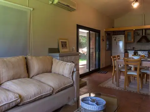 Casa en Venta en Roldan, USD 275.000