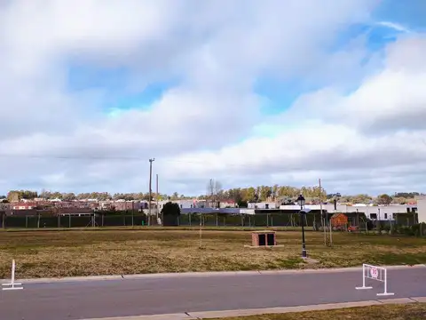 Terreno en Venta 30  mts Fondo