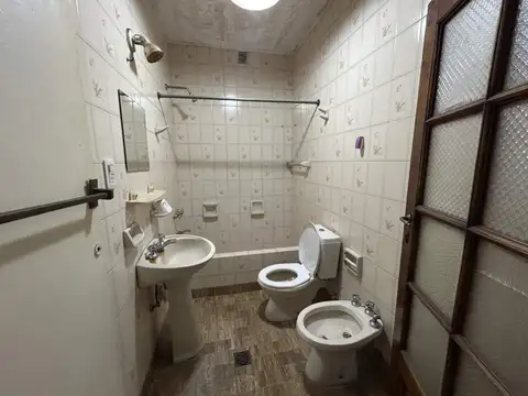 Depto Tipo Casa en Venta en Flores, USD 119.000
