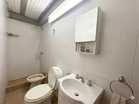 Venta Galpón- Centro Logístico Estratégico en CABA – 500 m² con Salida Inmediata a Autopista