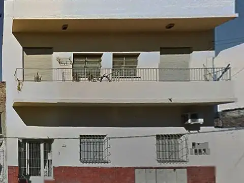 MUY LUMINOSO - 2 AMBIENTES -Balcón y  TERRAZA COMPARTIDA