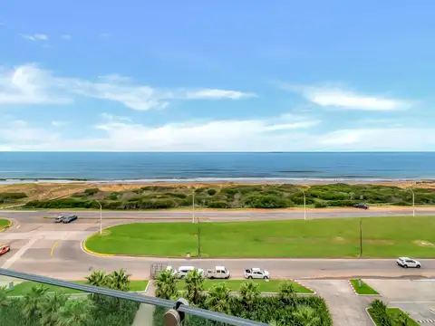 Departamento en Venta en Playa Brava, USD 1.490.000
