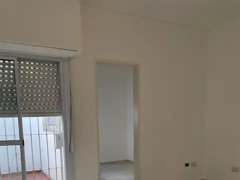 Depto Tipo Casa en Alquiler en Banfield, $ 990.000