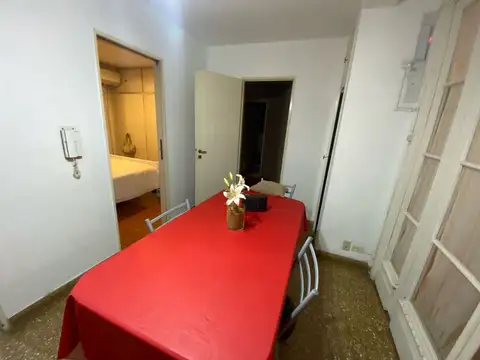 Depto Tipo Casa en Venta 40 años