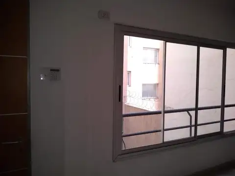 Departamento de 2 ambientes Venta Ituzaingo
