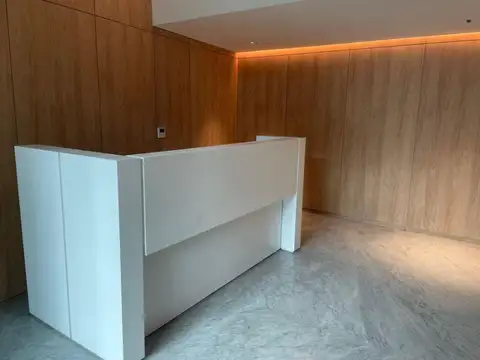 Oficina en Venta en Barrio Norte, USD 163.000