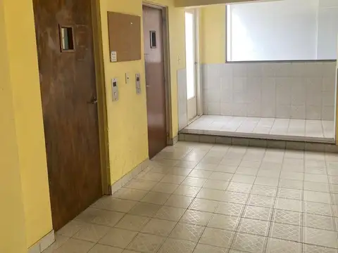 Departamento en Alquiler en Moron Sur, $ 350.000