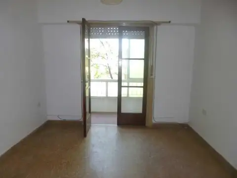 57 14 y 15 - Departamento con local