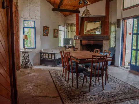 Casa 4 ambientes con 1 baño