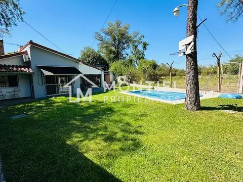 Casa tipo Quinta 5 ambientes en Venta en Ciudad Jardín Lomas Del Palomar, Tres de Febrero.-