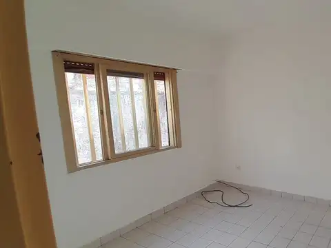 Depto Tipo Casa en Alquiler de 2 ambientes