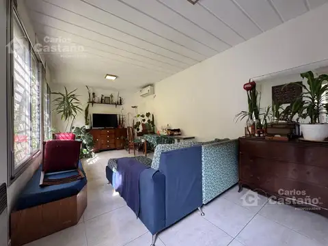 Exc. Casa 4 Amb. con Posibilidad de Ampliación